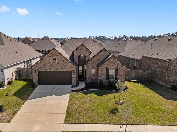 18929 Lazzaro Springs Drive, New Caney TX 77357
