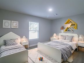 6150 Ridgeway Drive, Houston TX 77033