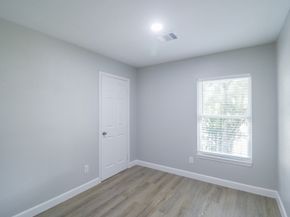 6150 Ridgeway Drive, Houston TX 77033