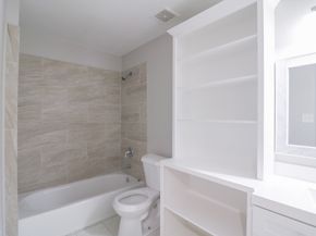 6150 Ridgeway Drive, Houston TX 77033