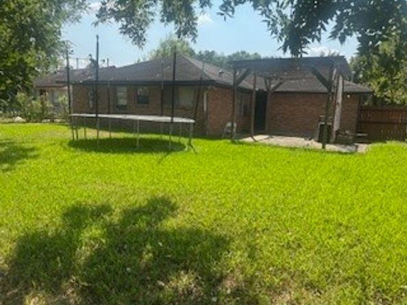 835 Eastlake Street, Houston TX 77034
