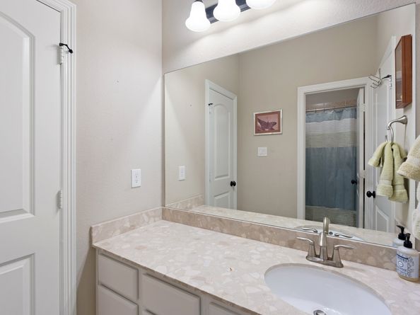 5131 Rowley Falls Lane, Sugar Land TX 77479