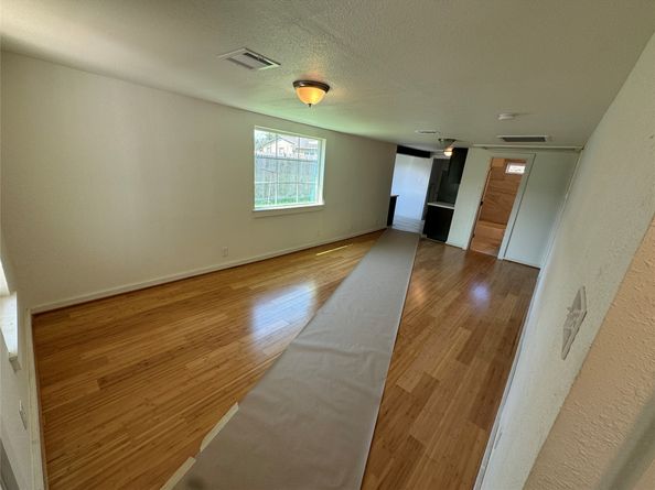 8214 Livingston Street, Houston TX 77051