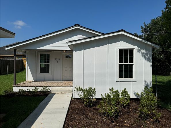 8214 Livingston Street, Houston TX 77051