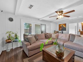 4907 Sabrina Drive, Houston TX 77066