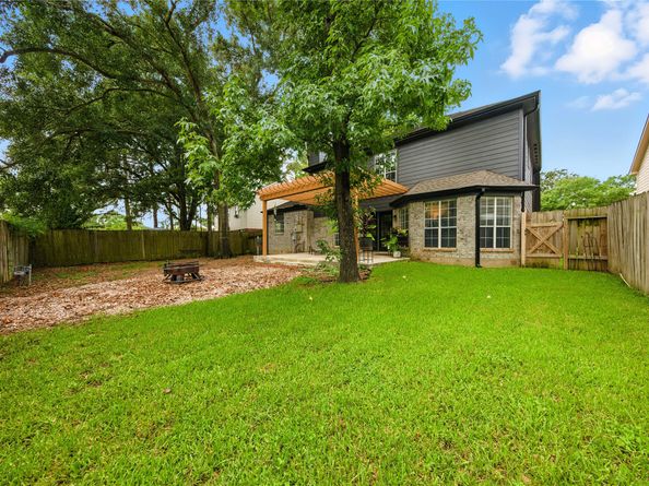 115 Regency Way, Conroe TX 77304