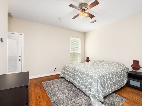 1513 Nagle Street, Houston TX 77003