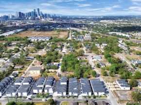 829 N Emile Street, Houston TX 77020