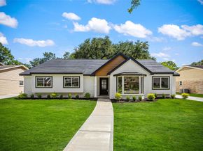 12451 Deep Spring Lane, Houston TX 77077