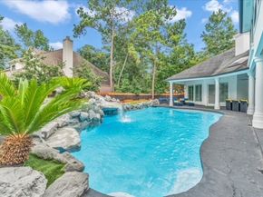 35 Summerwalk Place, The Woodlands TX 77381
