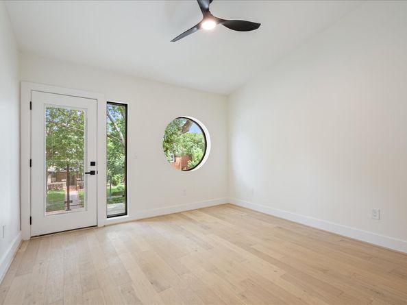 2135 Quenby Street, Houston TX 77005
