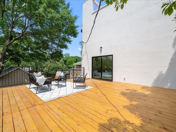 2135 Quenby Street, Houston TX 77005
