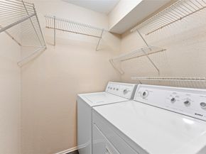 10871 Braes Bend Drive, Houston TX 77071