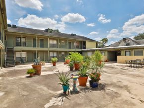 101 Stratford Street 201, Houston TX 77006