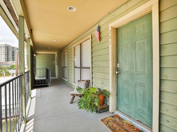 101 Stratford Street 201, Houston TX 77006