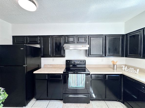 9901 Sharpcrest Street M6, Houston TX 77036