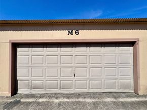 9901 Sharpcrest Street M6, Houston TX 77036