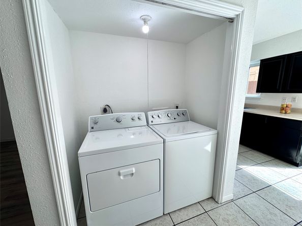 9901 Sharpcrest Street M6, Houston TX 77036