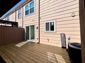 9901 Sharpcrest Street M6, Houston TX 77036