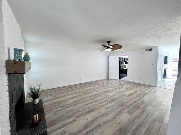 9901 Sharpcrest Street M6, Houston TX 77036