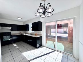 9901 Sharpcrest Street M6, Houston TX 77036