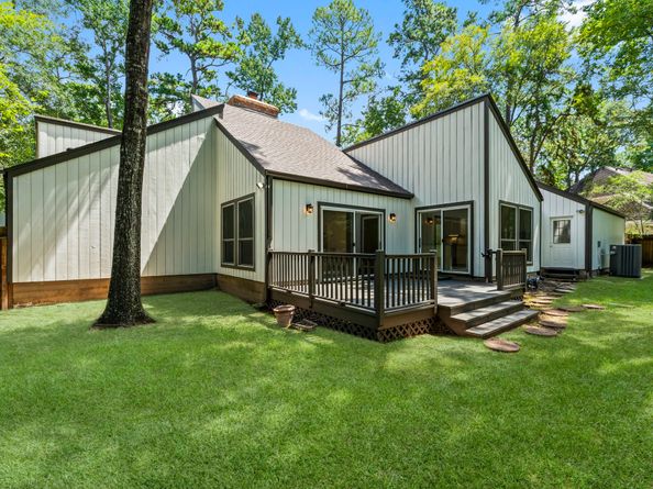 11407 Timberwild Street, The Woodlands TX 77380