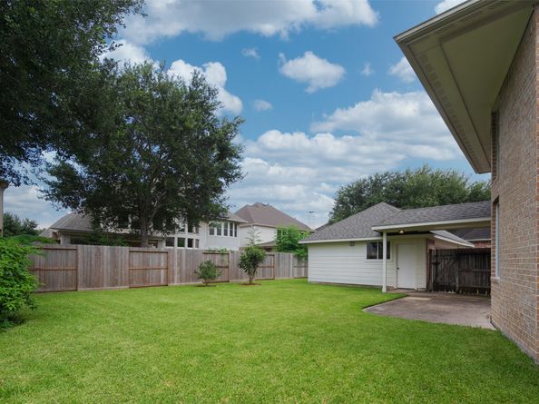1715 Talcott Lane, Sugar Land TX 77479