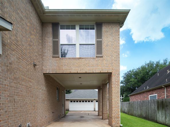1715 Talcott Lane, Sugar Land TX 77479