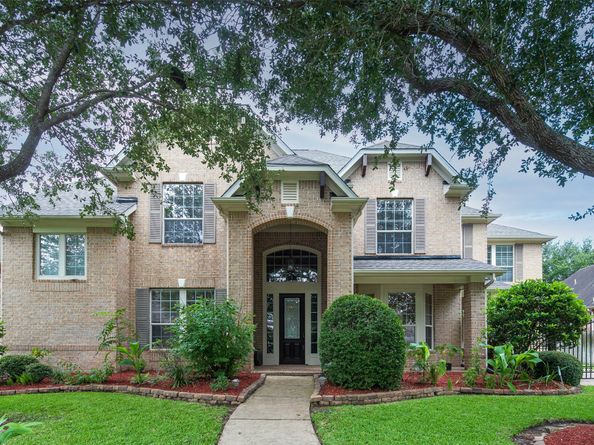 1715 Talcott Lane, Sugar Land TX 77479