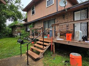 5022 Bretshire Drive, Houston TX 77016