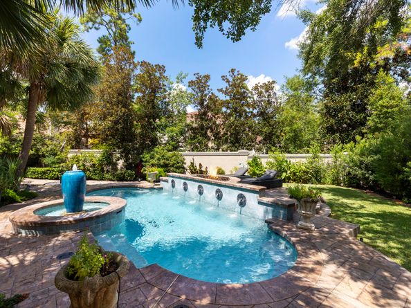 22 S Provence Circle, The Woodlands TX 77382