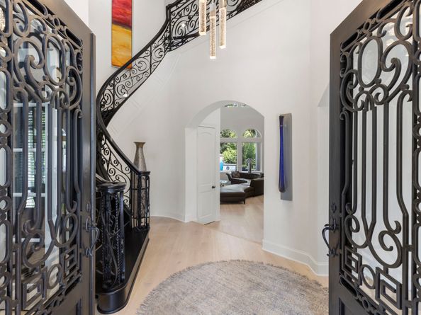22 S Provence Circle, The Woodlands TX 77382