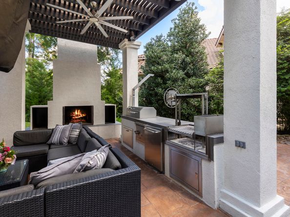 22 S Provence Circle, The Woodlands TX 77382