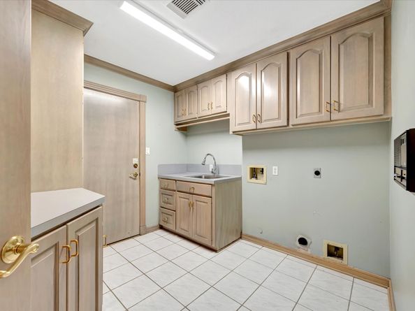 2034 Park Grand Road, Houston TX 77062