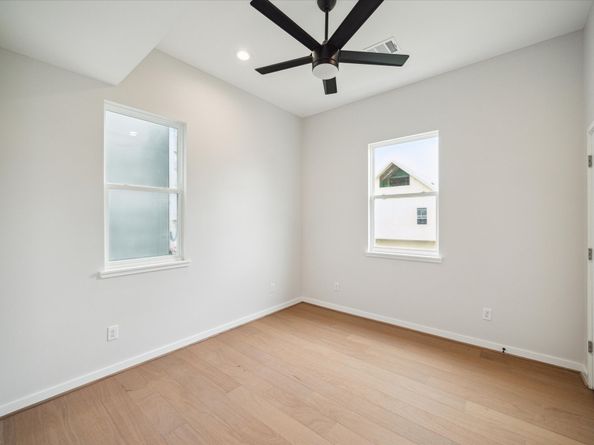 3908 Zina Way, Houston TX 77018