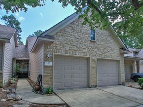 127 E Greenhill Terrace Place, The Woodlands TX 77382