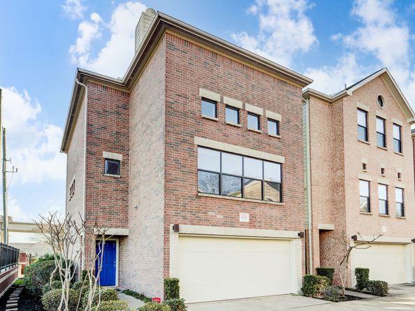 3438 Rolgom Place Court, Houston TX 77021