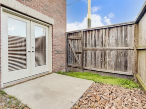 3438 Rolgom Place Court, Houston TX 77021