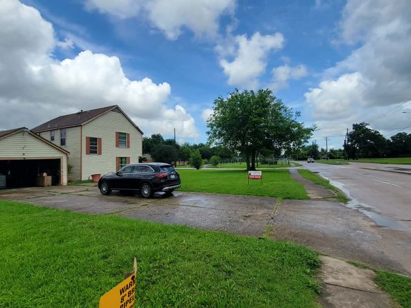 1412 Orchid Street, Houston TX 77017