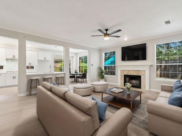 66 Terraglen Dr, The Woodlands TX 77382