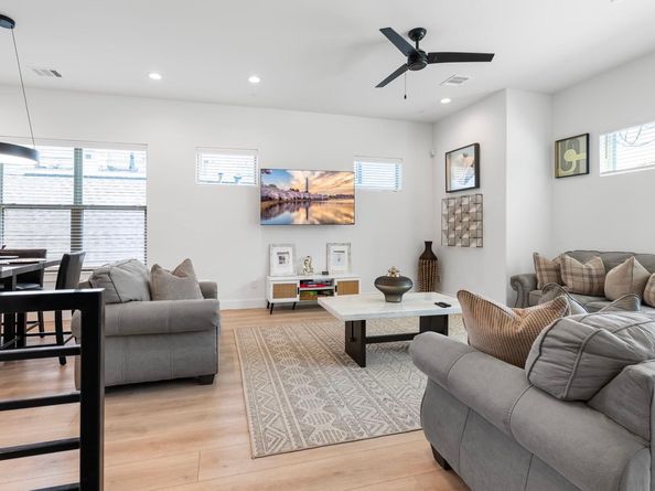 3415 Baer Street, Houston TX 77020