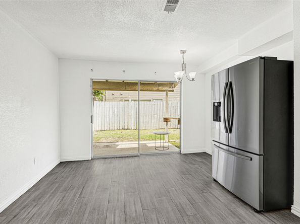 11878 Fairpoint Drive, Houston TX 77099