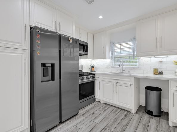 3615 Aberham Drive, Houston TX 77066