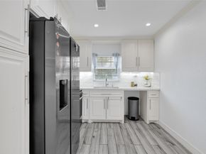3615 Aberham Drive, Houston TX 77066