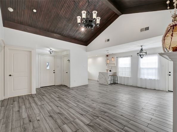 3615 Aberham Drive, Houston TX 77066