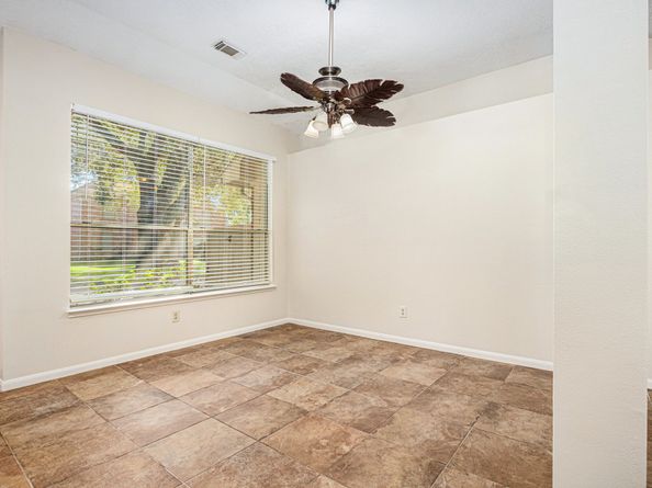 4303 Alysheba, Friendswood TX 77546