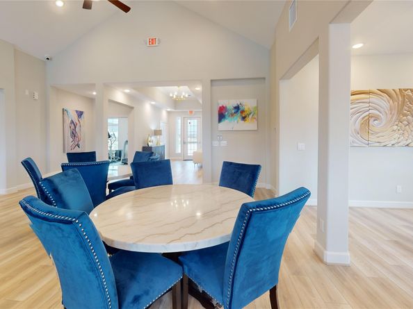1306 Hidden Oaks, Tomball TX 77375