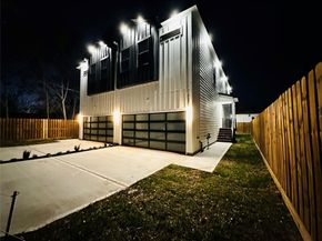 610 E 41st Street A  B, Houston TX 77022