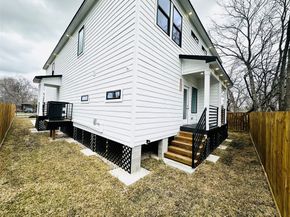 610 E 41st Street A  B, Houston TX 77022