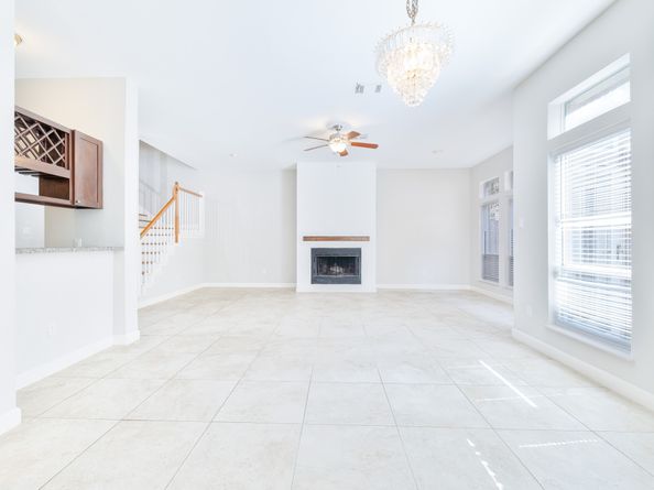 4720 Post Oak Timber 23, Houston TX 77056